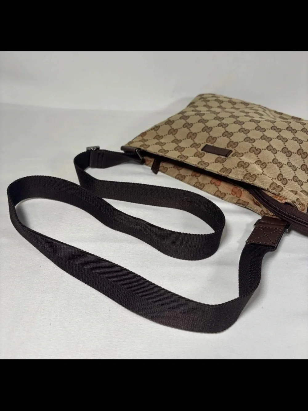 Gucci classic gg